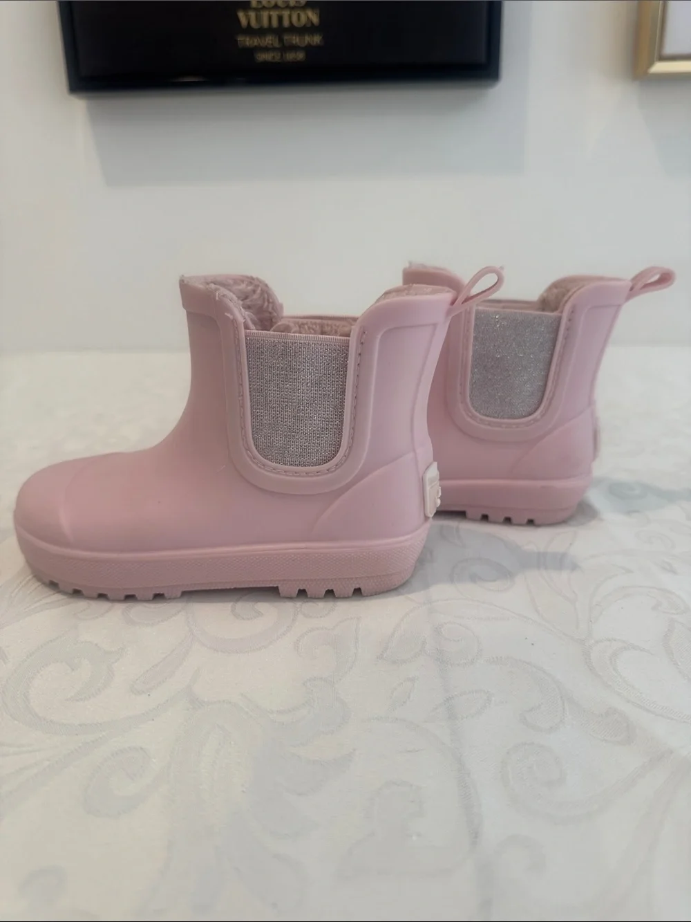 BearPaw soft pink